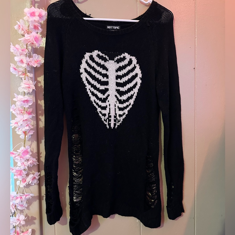 Hot Topic Black Skeleton Ribcage Sweater